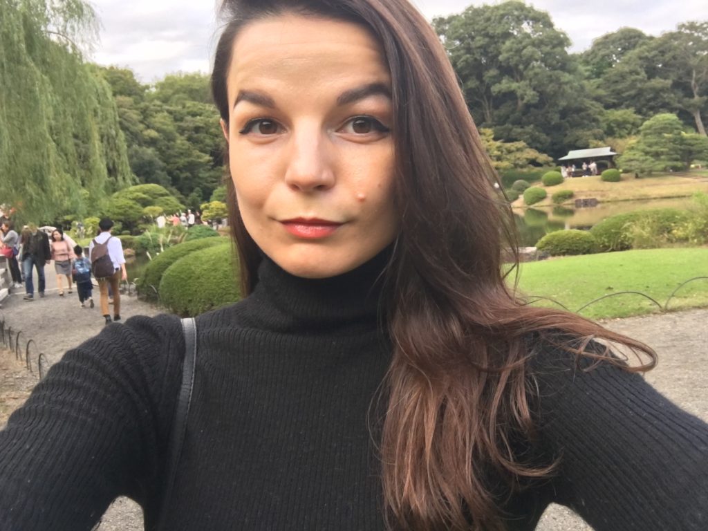 Selfie of Alisha at Shinjuku Park. iPhone 6S front-facing camera.